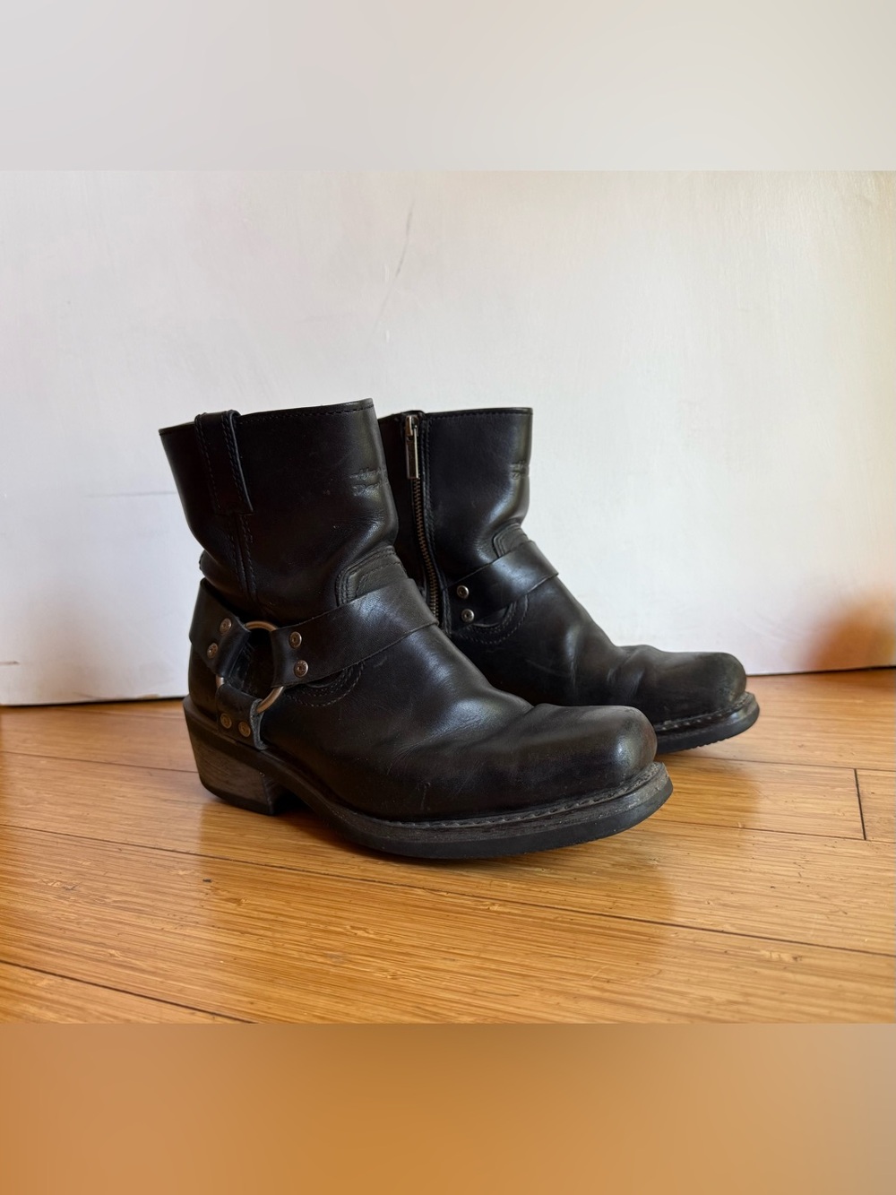 Harley Davidson women’s square toe ankle boot with harness